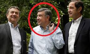 Información, novedades y última la socialista bachelet se enfrenta a los líderes de la derecha sebastián piñera y joaquín lavín. Editorial Que Recontrachucha Se Hizo Joaquin Lavin En La Cara