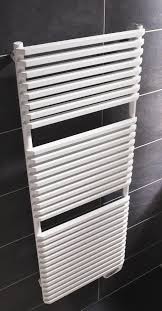 Chaleur agréable, serviettes chaudes et sèches, ambiance cocooning… Quel Radiateur Seche Serviettes Pour Ma Salle De Bains Lapeyre