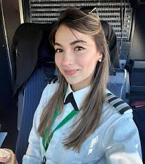 Twas the night before the flight ✈️🫣🫠🥴