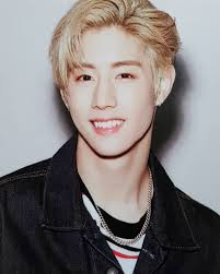Most Handsome K Pop Male Idols Got7 Mark Dong Yi Eun Kpop K Pop Music K Pop Boy Groups Best K Pop Boy Bands Got7 Mark Got7 Bambam Got7 Mark Tuan