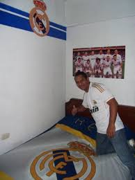 Bedroom Por Dmorillo Aficionados Madridistas Fotos Del Real Madrid Quarto De Menina Meninas Quarto
