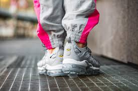 Nike Air Vapormax Plus Wolf Grey 924453 007 Ietpshops Store Nike Roshe Runner For Ladies Black Sneakers Shoes