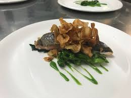 1 pizzico di sale integrale. Trota Salmonata Scottata Crema Di Cime Di Rapa E Chips Di Topinambur Bild Von Ristorante Da Giovannino Malgrate Tripadvisor