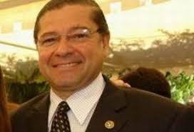 Designación del Esc. José María Botello como miembro de la UINL