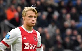 View the player profile of kasper dolberg (nice) on flashscore.com. Dolberg Traint Weer Met Ajax Selectie Nederlands Voetbal Ad Nl