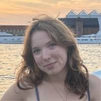 100+ perfiles de «Fionnuala»