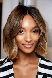 How To Dye Your Hair Tips For Coloring Your Hair At Home Glamour Hair Color For Black Hair Black Women Hair Color Cool Hair Color