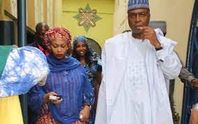 Saraki was educated at king's college, lagos, where he graduated in 1978. Peace Finally Reigns As Bukola And Sister Gbemisola Saraki Bury Hatchet