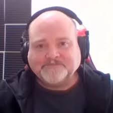 Gavin Moore's Instagram, Twitter & Facebook