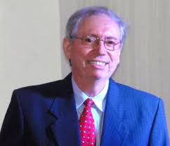 Taquicardia rápida, irregular y sostenida con complejos anchos en adulto  joven