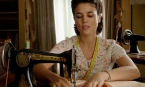 Something Fashion Blog By Amanda Ramon Fashiontv Talk El Tiempo Entre Costuras Fashion Tv Sewing Sewing Machine