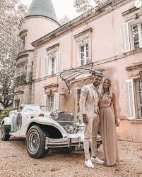 Selon jessica thivenin, il y a en effet carrément deux semaines d'attente ! Jessica Thivenin Et Thibault Garcia A Un Mariage Le 30 Aout 2020 Purepeople