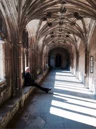 Experience the magic of the wizarding world of harry potter, explore iconic sets & discover what it took to bring the harry potter films to life. Chilling In A Corridor At Hogwarts Hogwarts Hogwarts Aesthetic Best Of 9gag