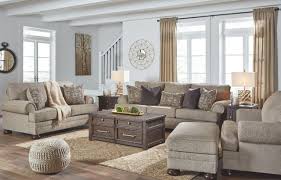 Jika ruang tamu anda tidak cukup besar untuk menampung satu set sofa tamu lengkap dengan mejanya apalagi jika sofa tamu ini berukuran minimalis dan sering dipakai berkumpul dengan anggota keluarga. Harga Kursi Sofa Ruang Tamu Terbaru 2021 Diana Blog