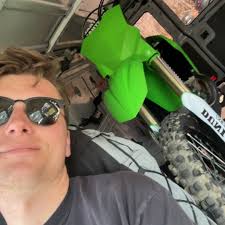 Enabling low rider mode