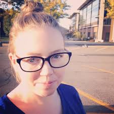 👋Dara from PA, U.S.A. here. Former English teacher of over a decade.  Taught English in Brazil for a year and served in the Peace Corps in  Ethiopia as an education volunteer. I