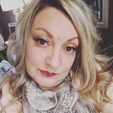 Crystal Tupper's Instagram, Twitter & Facebook