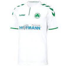 Fenerbahçe, yeni sezon hazırlıkları kapsamında bundesliga ekibi greuther fürth ile karşılaştı. Greuther Furth Home Trikot 2017 18 Hummel