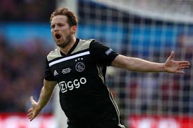 Jun 21, 2021 · 同样有在球场上晕倒前科的荷兰守将戴利白兰特，即使有病但仍可继续比赛，成为艾历臣继续职业生涯的鼓舞。该名31岁前曼联球员亦有向艾历臣发送讯息，认为后者毋须就此退役，也呼吁外间不要再就此问题给予艾历臣压力。 å¿ƒè‚Œç‚Ž æ›¼è¯èˆŠå°‡ç™½è˜­ç‰¹å› å¿ƒè‡Ÿå•é¡Œå¾©å‡ºç„¡æœŸå‰éšŠå‹é½Šé€ç¥ç¦