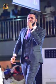 SEE HOW GOD USED DR CHRIS OKAFOR TO DELIVER A WOMAN WITH HAND AFFLICTION THROUGH WITCHRAFT ATTACK – Prestige News