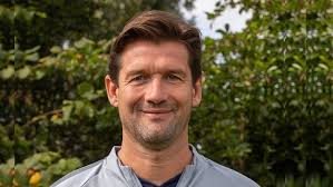 Hoofdtrainer Mark Schuur verlengt verbintenis bij TOGB met twee jaar