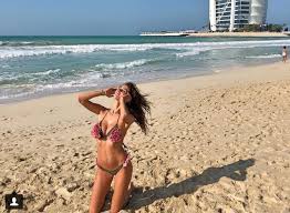 Jessica melena is the wife of footballer ciro immobile and have three children together. Jessica Melena In Vacanza Bikini Da Urlo Per Lady Immobile