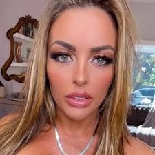 Ex-WWE star Mandy Rose dubbed drop dead gorgeous after behind the scenes  of racy shoot - Daily Star