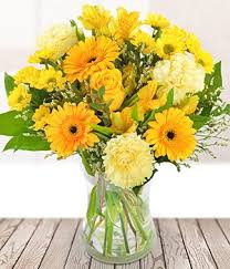 Send the most amazing mother's day bouquets to celebrate a truly special mother. Mother S Day Flower Delivery Teleflorist Ireland