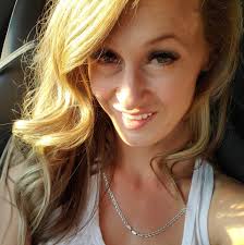 Does anybody have an incinerator toilet? And some advice. I'm leaning hard  that way. I don't want to ruin Idah.