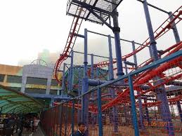 The outdoor theme park in the genting highlands is one of the main jewels in its crown and includes amazing water slides and a range of rides. Outdoor Theme Park Roller Coaster Picture Of Resorts World Genting Genting Highlands Tripadvisor