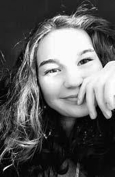 Cora Lange's Instagram, Twitter & Facebook