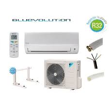 Avec une pompe à chaleur/climatisation, vous pouvez aussi bien réchauffer une habitation, que la rafraichir. Pret A Poser Climatisation Daikin 6000w R32 Bluevolution Reversible Ftxf60a Kit De Pose 12 Metres Support Mural Cdiscount Bricolage