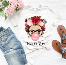 Mexican crafts earrings and red flowers, traditional mexican dress, vector isolated Frida Kahlo Cartoon Frida Kahlo Frida Tee Frida Kahlo Etsy