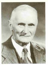 Elmer Joseph Cox and Albert Martin Cox, sons of Samuel Allen Cox and Sarah  Ellen Bilyieu Cox. Elmer married Anna Lura Martin, and had three children.  After the death of Anna, he