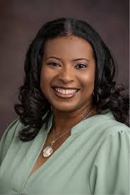 Angela Morrison's Instagram, Twitter & Facebook