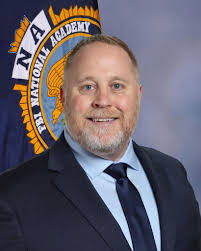 Sean Klinger's Instagram, Twitter & Facebook