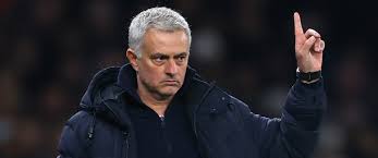 Kulüp başkanı dan friedkin ve başkan yardımcısı ryan friedkin. Mourinho E Il Triplete La Finale Piu Sofferta Quella Con La Roma Dissi O Fermate L Inno O Ce Ne Andiamo Giallorossi Net Notizie Esclusive News E Calciomercato