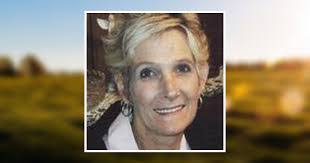 Amanda Mitchem's Instagram, Twitter & Facebook