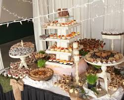 Dessert Bar Fur Die Hochzeit Im Herbst Gestalten Hochzeit Dessert Buffet Hochzeitsdesserts Buffet Ideen