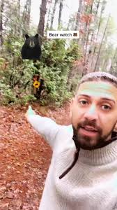 Bear watch in Helen GA. #bear #bears #helen #helenga #getaway #vacation  #weekendvibes #travel #traveltiktok #dominican #georgia
