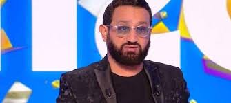 Cyril hanouna fortune, sa jeunesse et carrière personnelle, en 2021 sa valeur nette estimée à environ 10 millions de dollars. Cyril Hanouna Fortune De France