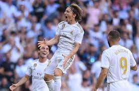 Luka modric statistics played in real madrid. Luka Modric Scores An Insane Postage Stamp Screamer Video