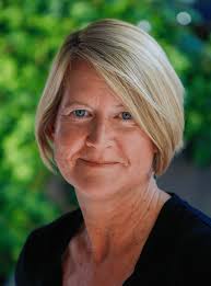 Schedule Elizabeth Rusch for your next Author Event