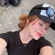 Ethan Windsor (@EthanWindsor)