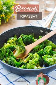Cucinati in padella i broccoli possono diventare un contorno ricco di gusto. Broccoli Ripassati In Padella Ricette Ricette Contorni Ricette Vegetariane