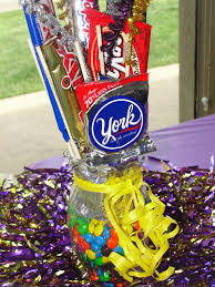 Celebrate With These 20 Diy Candy Bouquets