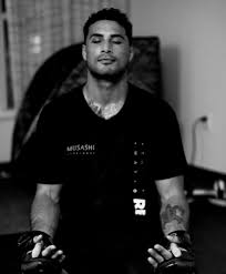 Carlos ulberg‏ @carlosulberg 8 апр. Carlos Ulberg Height And Weight Age Girlfriend Wiki Family Net Worth Ig New Zealander Mma Fighter 2019