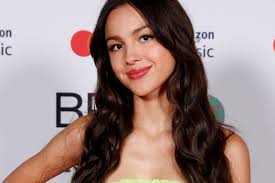 Traitor es una canción interpretada por olivia rodrigo, publicada en el álbum sour en el año 2021. Apc8bisqrpzfkm