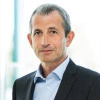 Benjamin Schmitz's Instagram, Twitter & Facebook