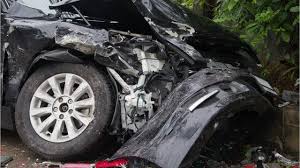 A beautiful day turned traffic when an accident on the atlantic city expressway saturday afternoon killed a woman and seriously injured a man. Video Fatal Traffic Accidents In Nj